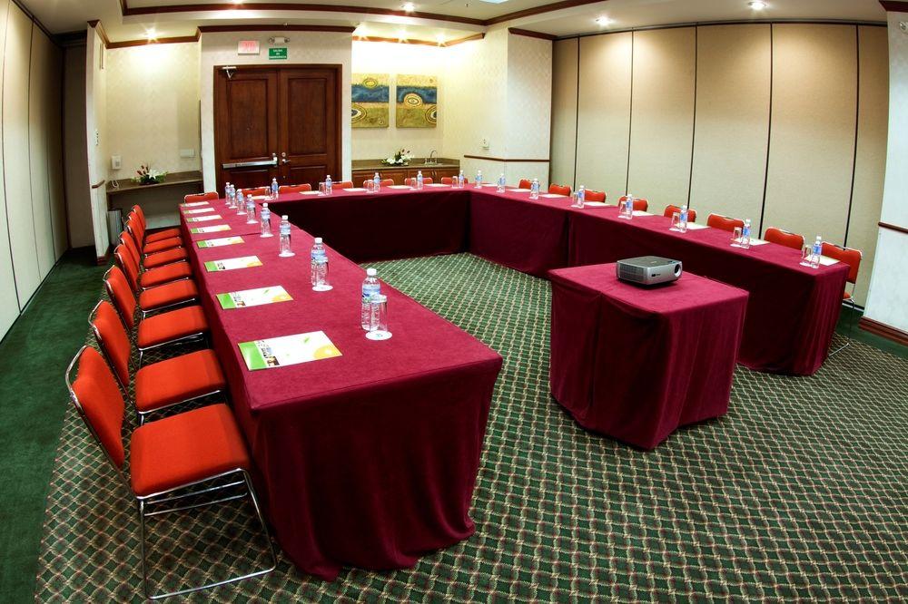 Hotel Courtyard By Marriott San Luis Potosí Extérieur photo