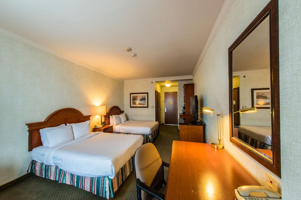 Hotel Courtyard By Marriott San Luis Potosí Extérieur photo