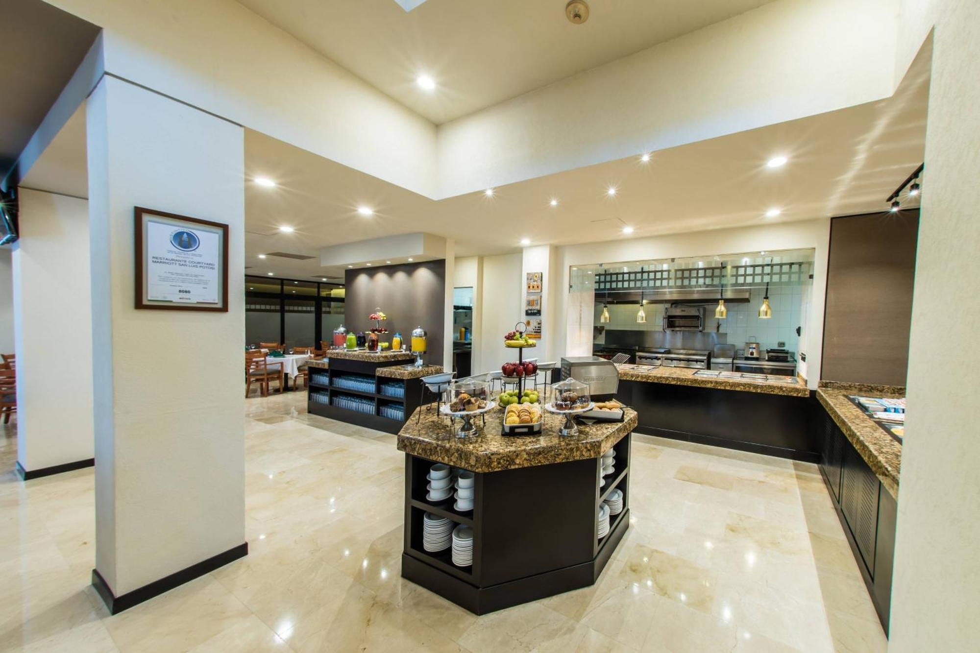 Hotel Courtyard By Marriott San Luis Potosí Extérieur photo