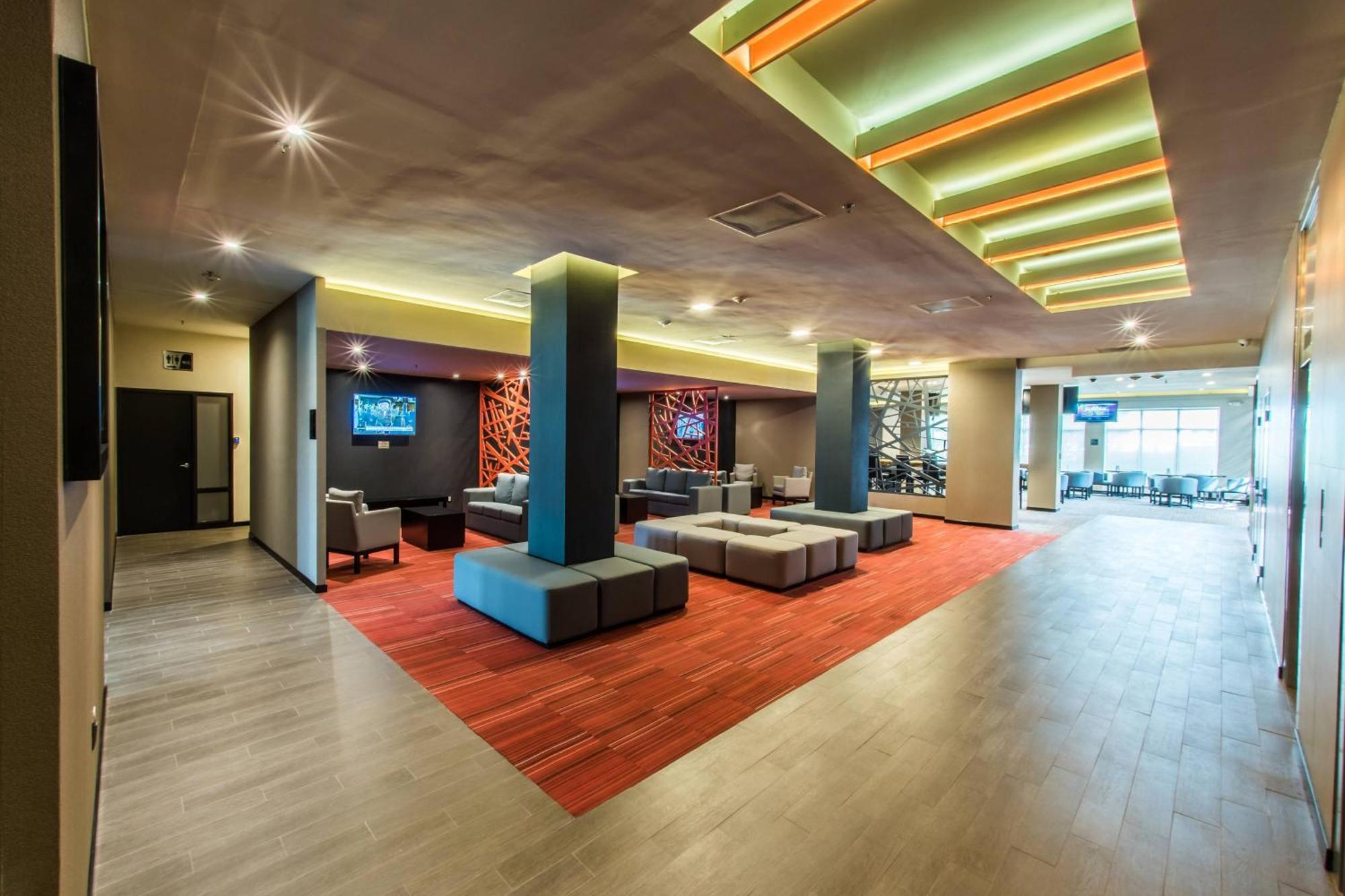 Hotel Courtyard By Marriott San Luis Potosí Extérieur photo